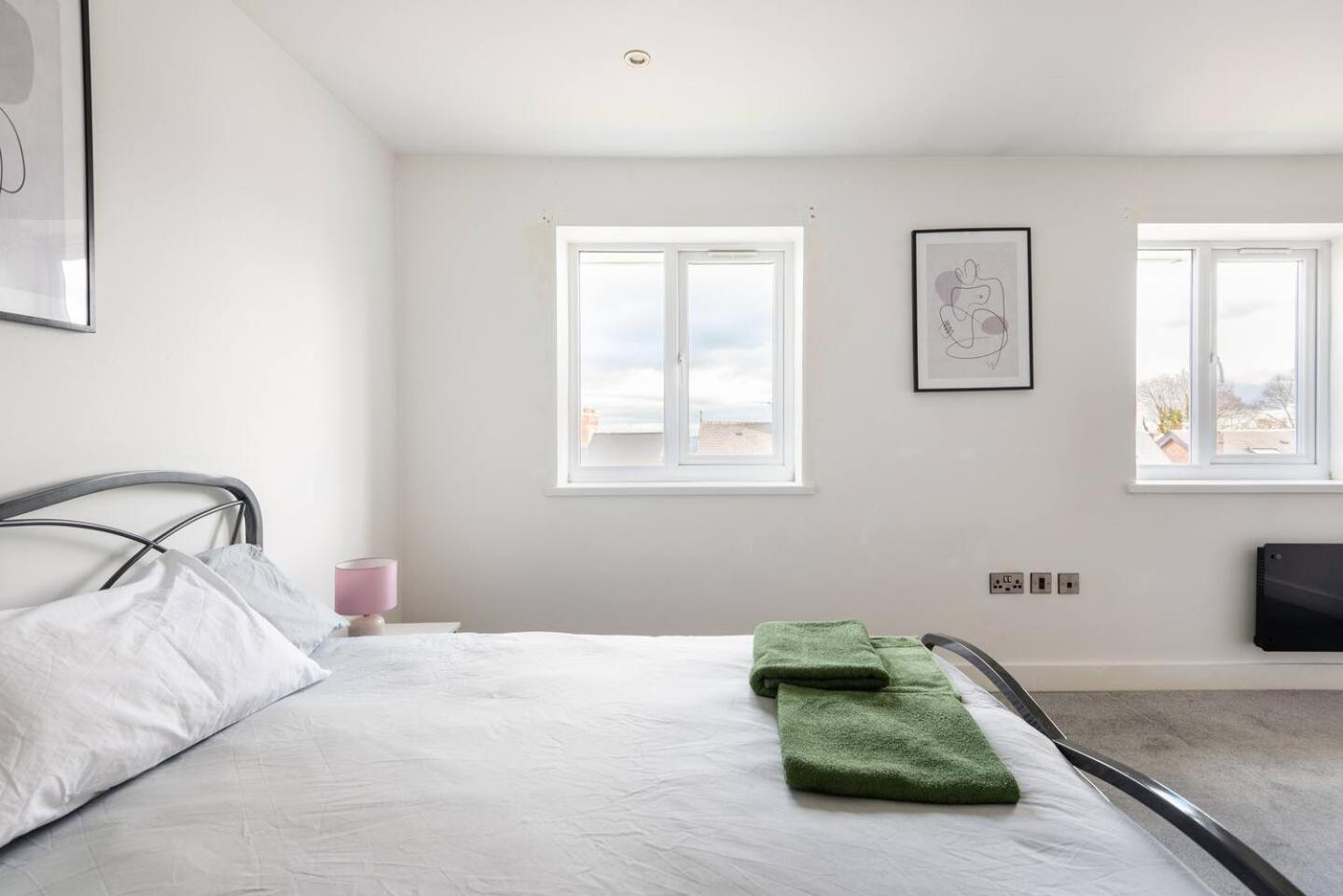 Luxurious 3-Bed Penthouse In Sheffield Leilighet Handsworth Eksteriør bilde