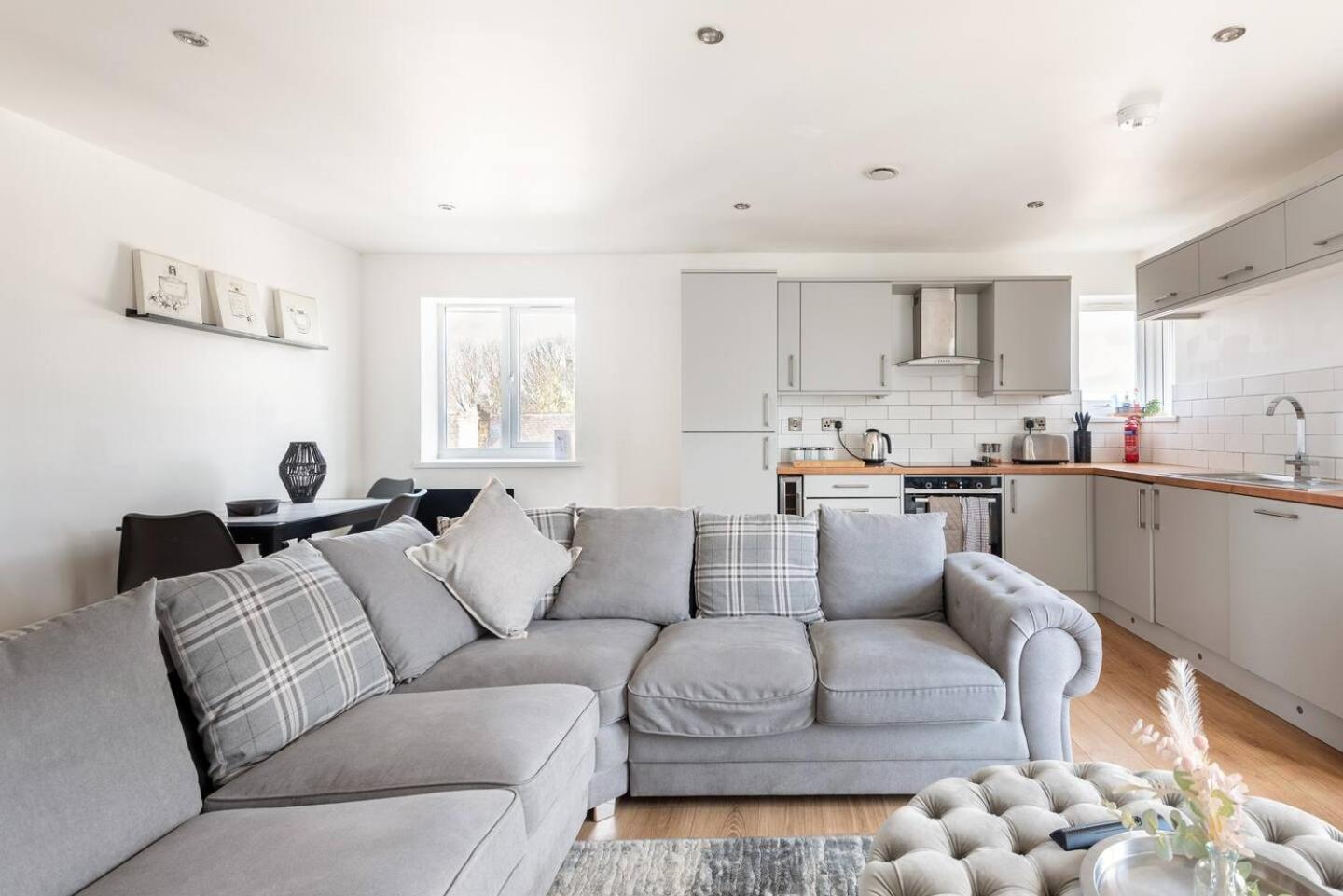 Luxurious 3-Bed Penthouse In Sheffield Leilighet Handsworth Eksteriør bilde